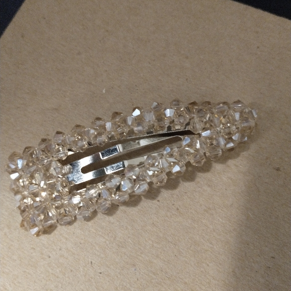 Hair clips - Picture 10 of 12